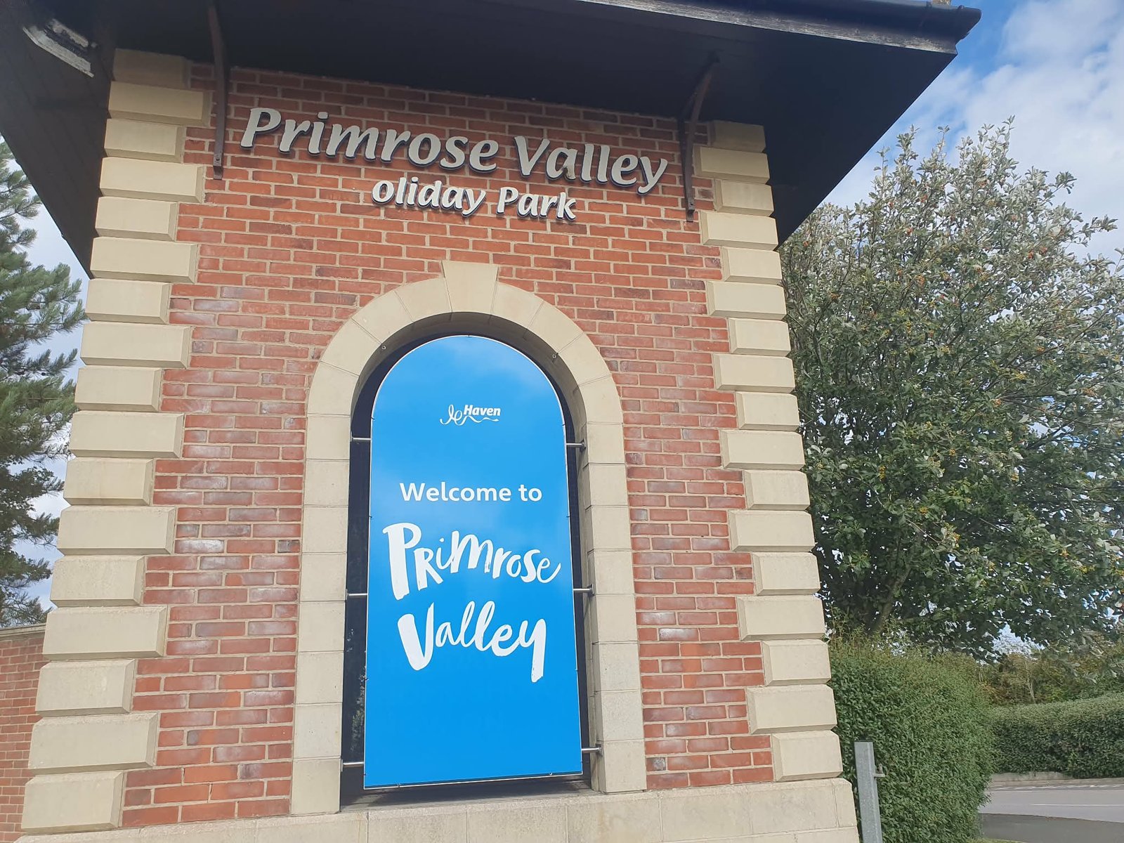 Primrose Valley Holiday Park entrance
